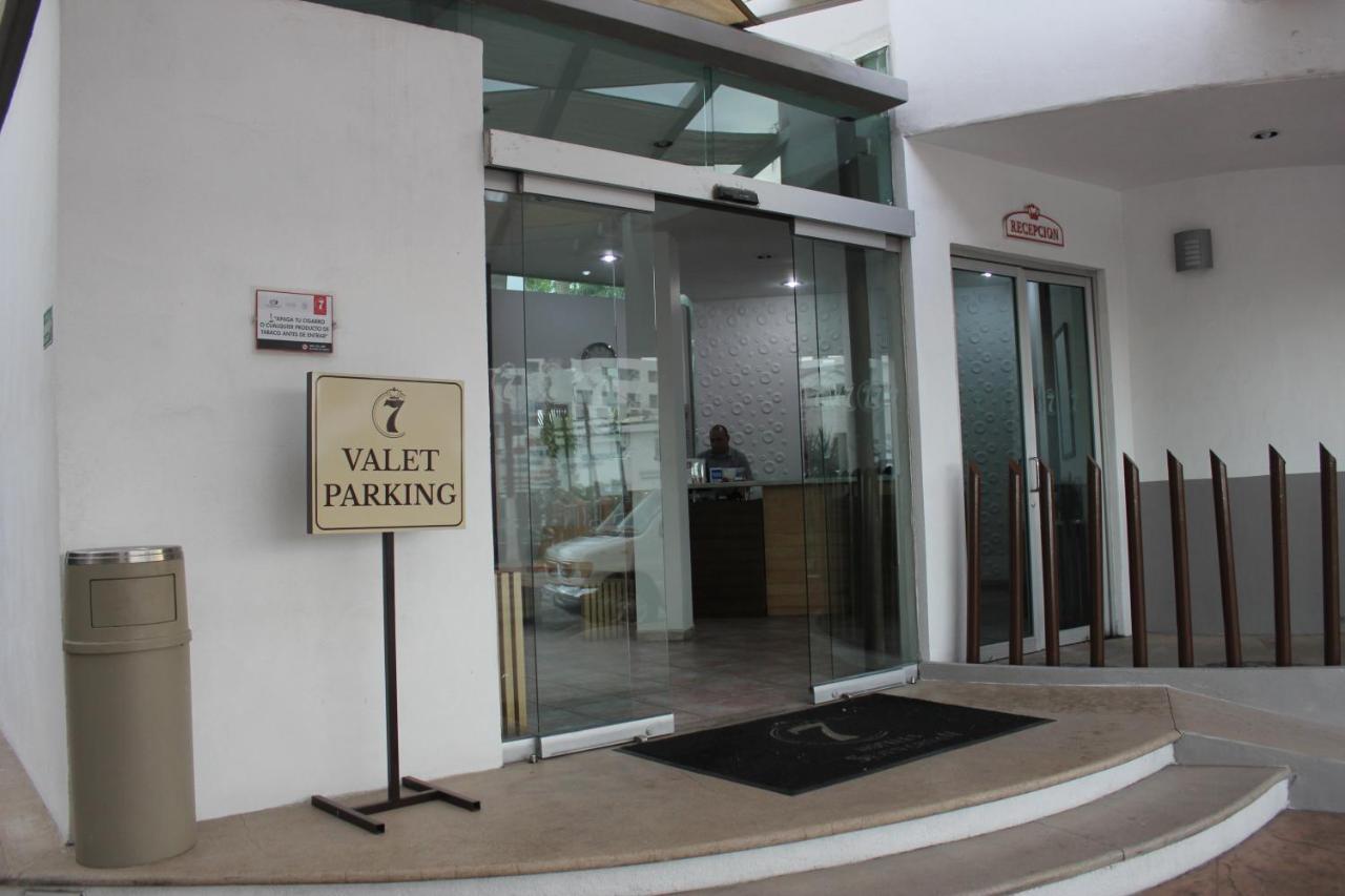Seven Crown Express & Suites By Kavia กาโบซานลูกัส ภายนอก รูปภาพ