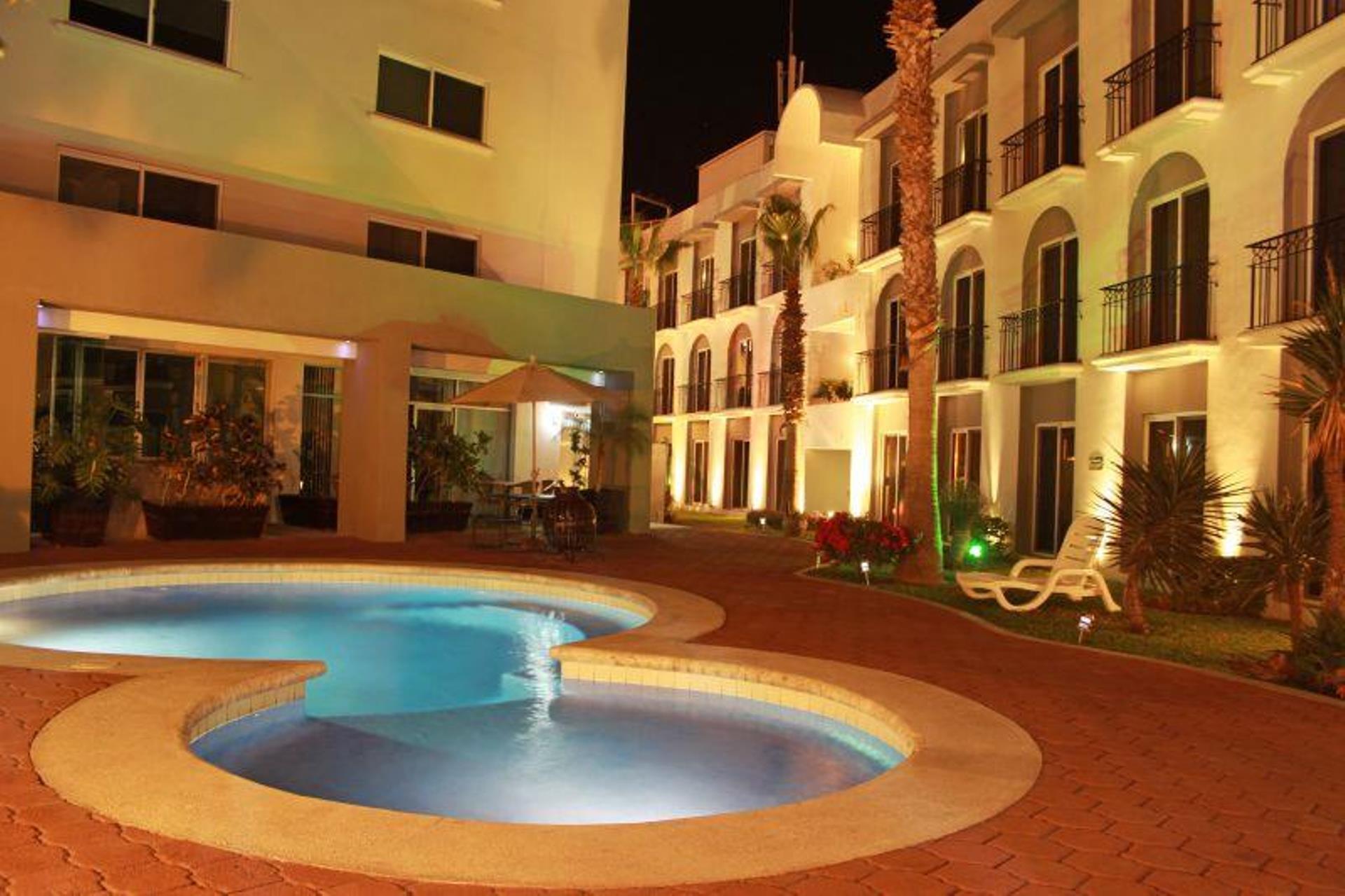 Seven Crown Express & Suites By Kavia กาโบซานลูกัส ภายนอก รูปภาพ