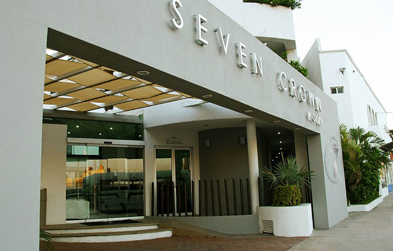 Seven Crown Express & Suites By Kavia กาโบซานลูกัส ภายนอก รูปภาพ